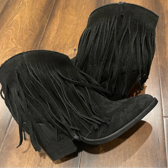 Dingo Tangles Suede Western Booties NEW